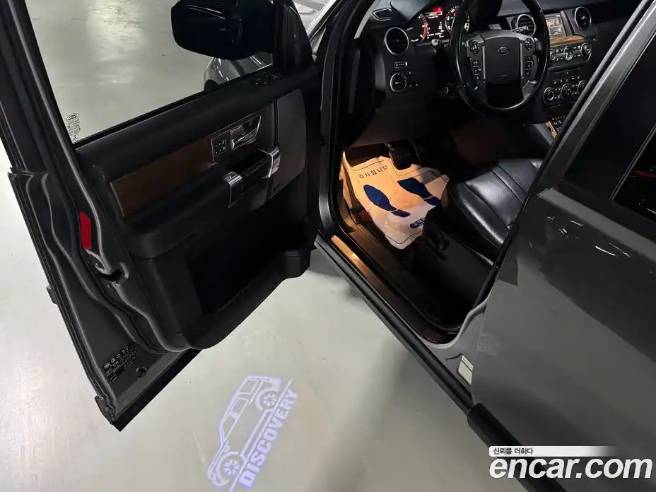 Land Rover Discovery 2016 3.0 гидро в Москве № 975674, фото 12