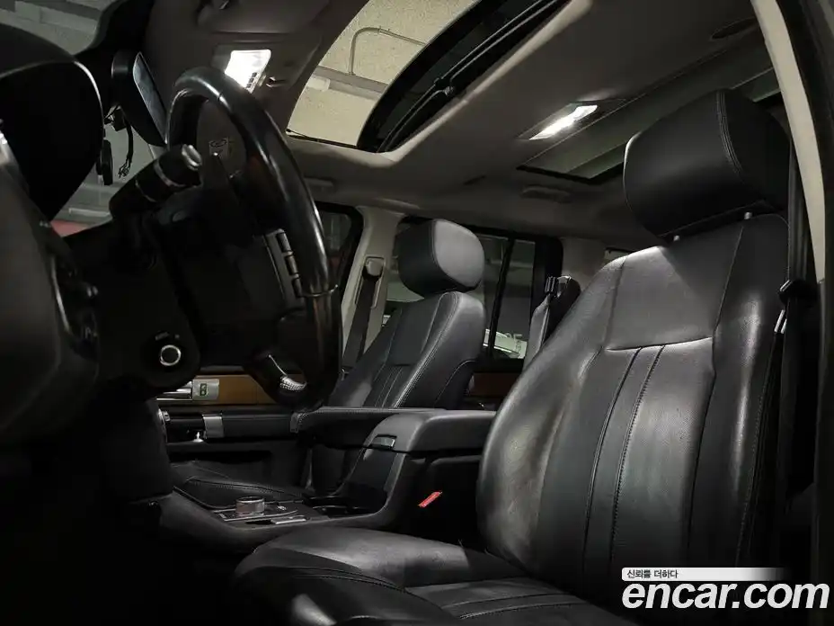 Land Rover Discovery 2016 3.0 гидро в Москве № 975674, фото 19