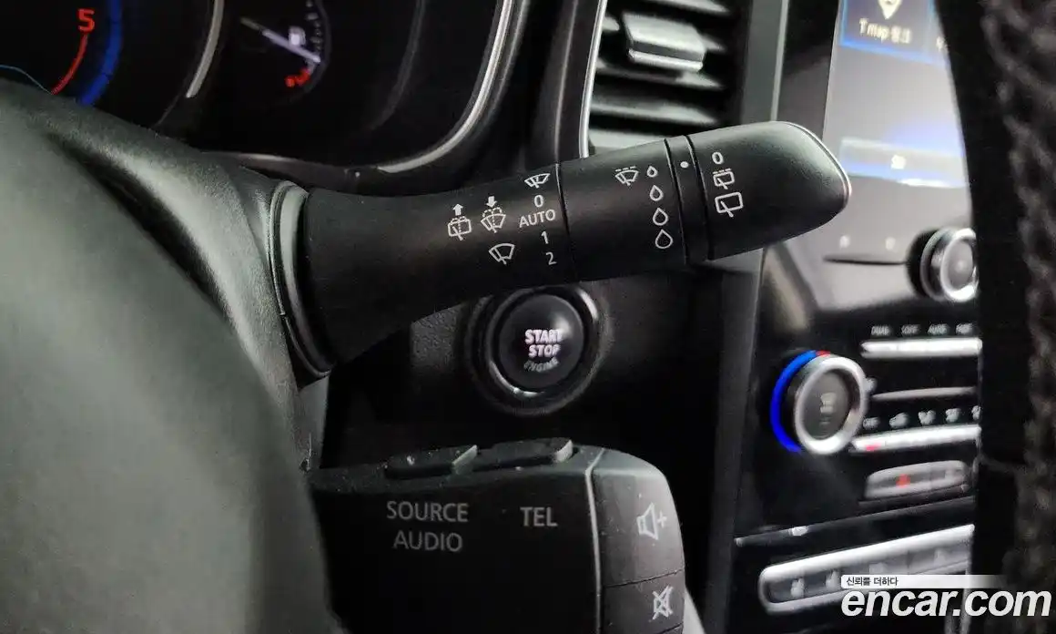 Renault QM6 2017 2.0 гидро в Москве № 1127807, фото 15