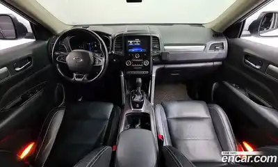 Renault QM6 2017 2.0 гидро в Москве № 1127807, миниатюра 7