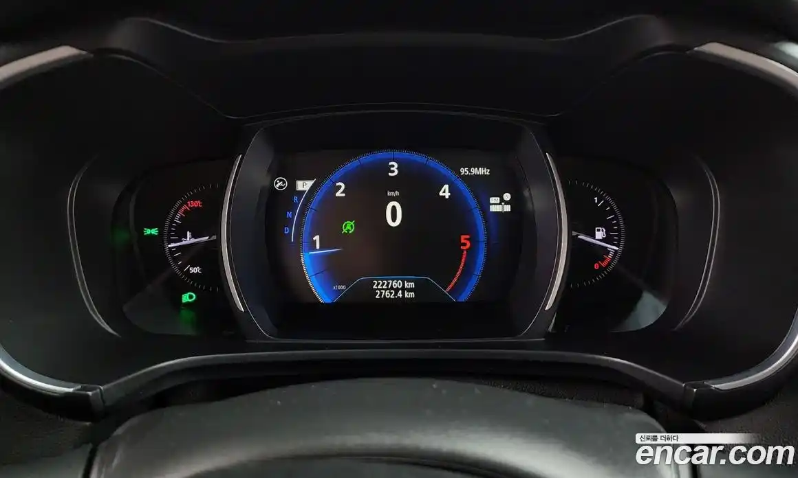 Renault QM6 2017 2.0 гидро в Москве № 1127807, фото 8