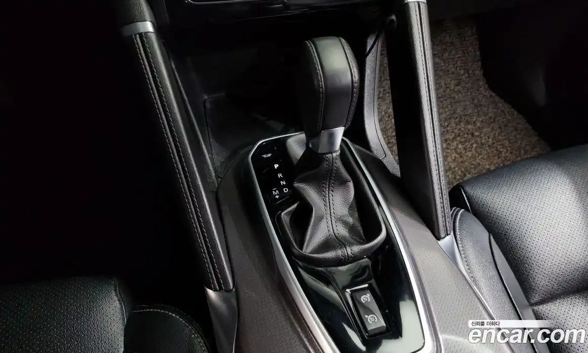 Renault QM6 2017 2.0 гидро в Москве № 1127807, фото 9