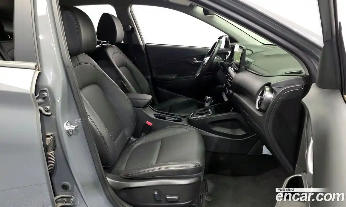 Hyundai Kona 2022 1.6 гидро в Москве № 1128256, фото 11