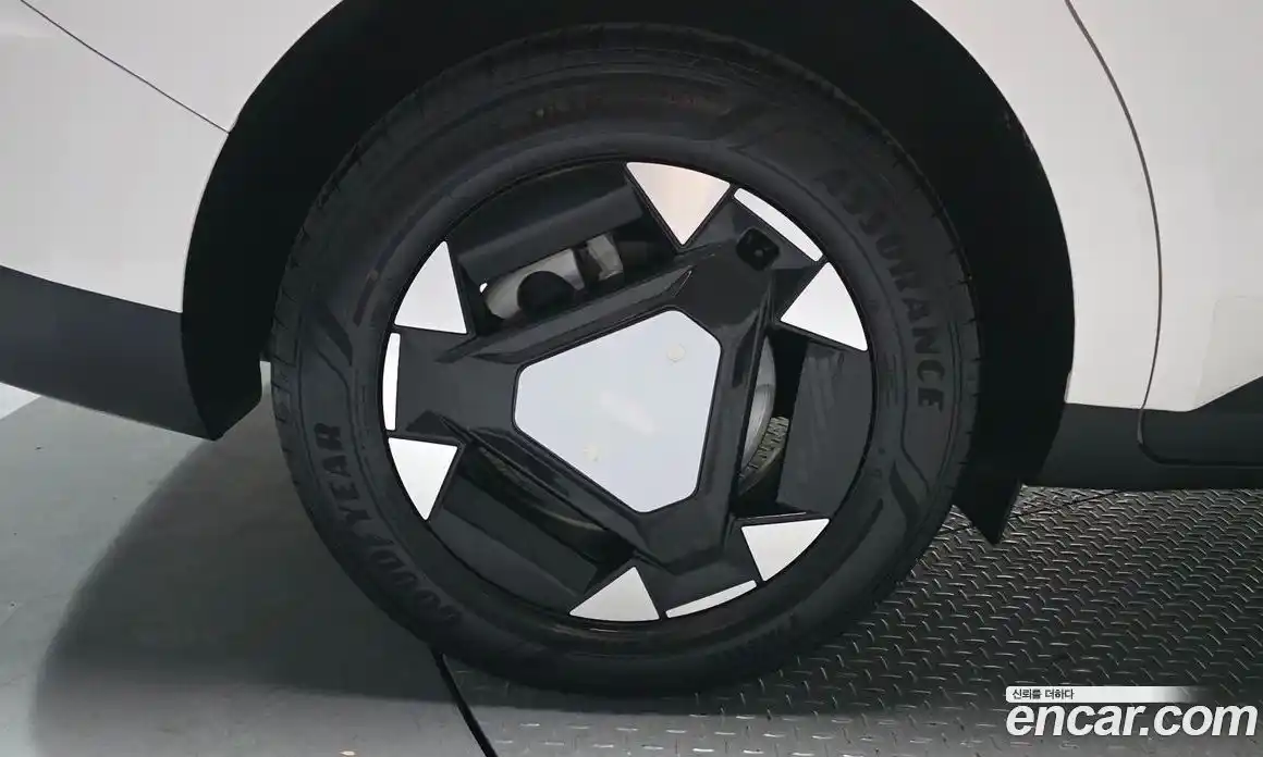 Kia Canival 2024 1.6 Автомат в Москве № 1128410, фото 5