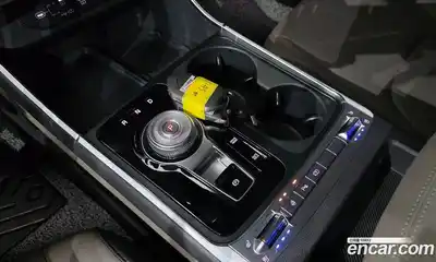 Kia Canival 2024 1.6 Автомат в Москве № 1128410, миниатюра 9