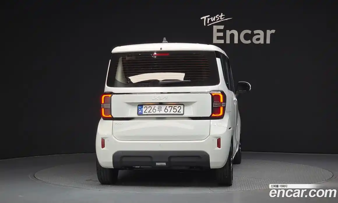 Kia Ray 2024 1.0 Автомат в Москве № 1128464, фото 4