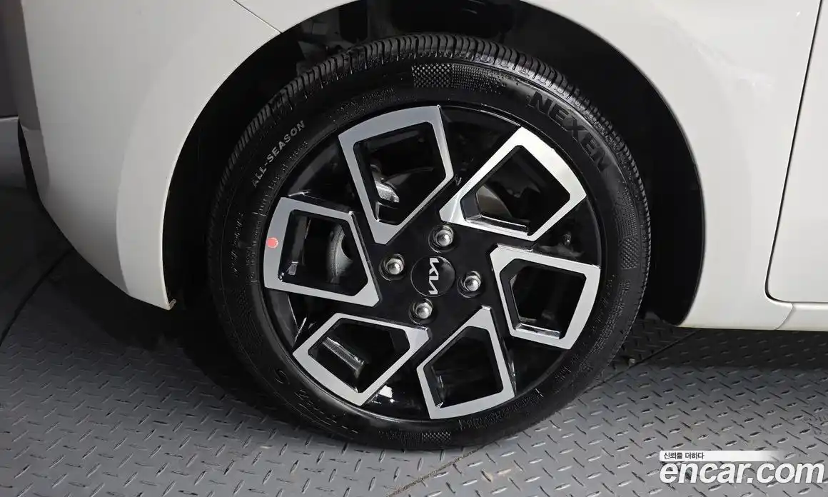 Kia Ray 2024 1.0 Автомат в Москве № 1128464, фото 5