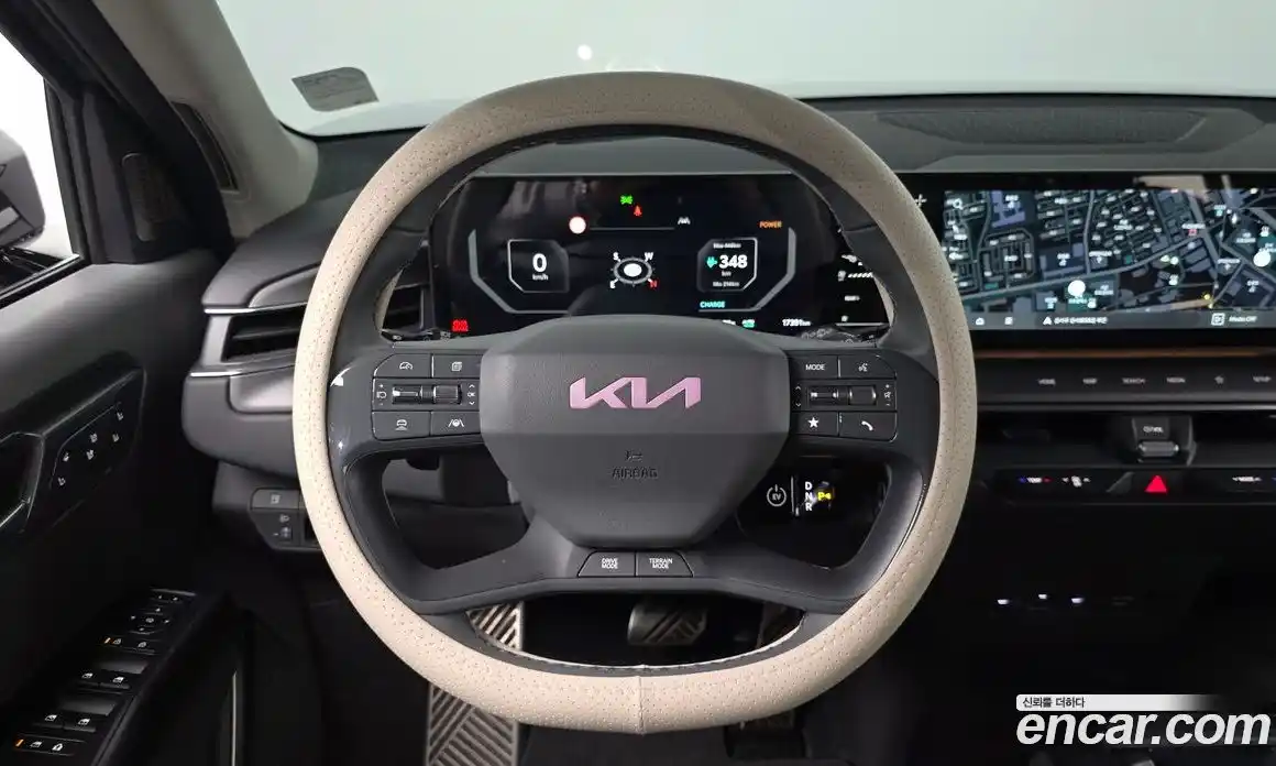 Kia EV9 2024 0.2 Автомат в Москве № 1128539, фото 13