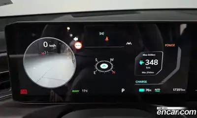 Kia EV9 2024 0.2 Автомат в Москве № 1128539, миниатюра 8