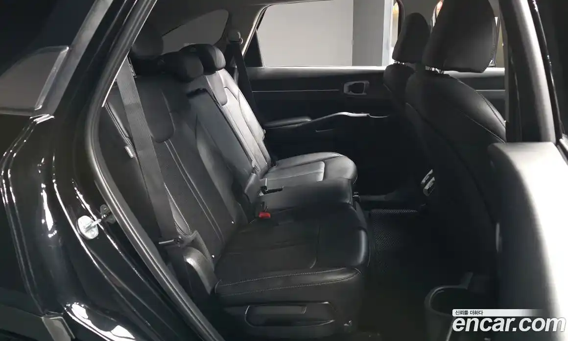 Kia Sorento 2023 2.5 гидро в Москве № 1128589, фото 12