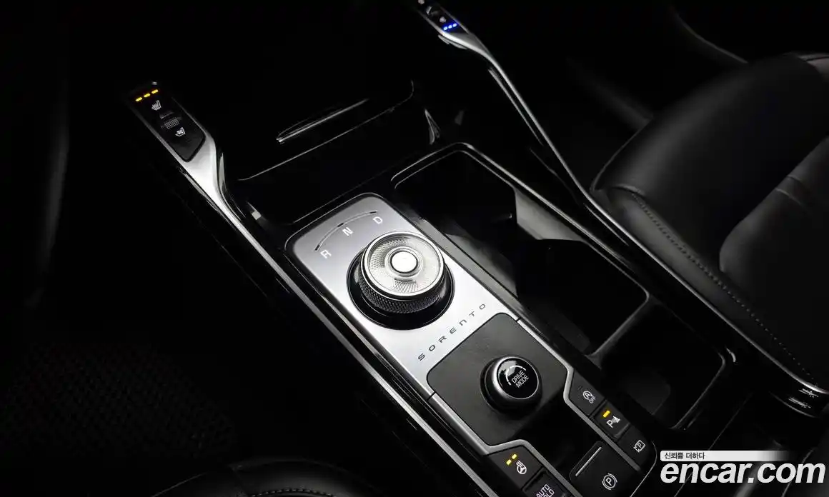Kia Sorento 2023 2.5 гидро в Москве № 1128589, фото 9