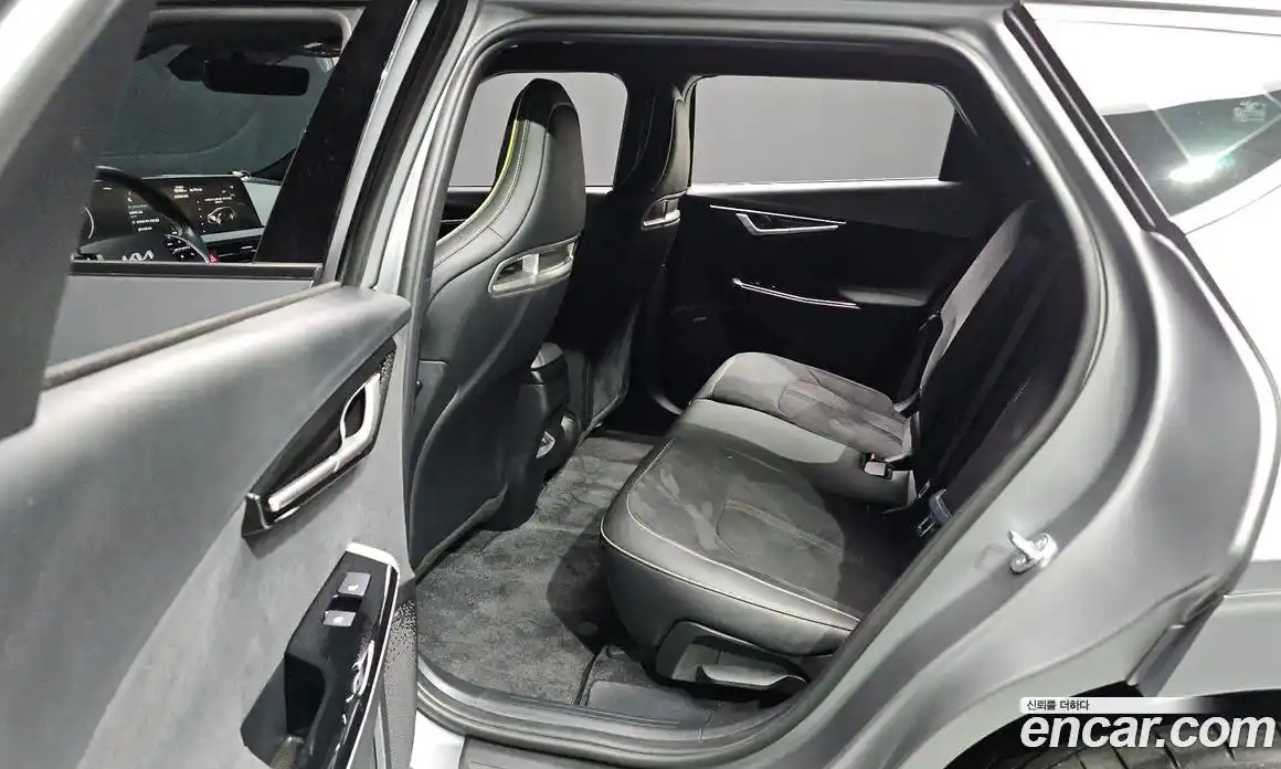 Kia EV6 2023 0.1 Автомат в Москве № 1128602, фото 19