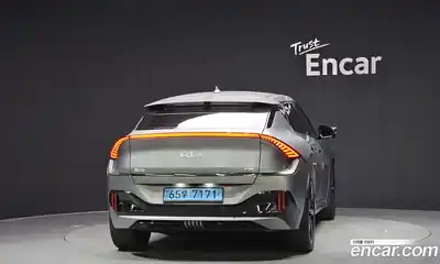 Kia EV6 2023 0.1 Автомат в Москве № 1128602, миниатюра 4