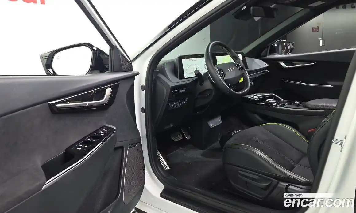 Kia EV6 2023 0.1 Автомат в Москве № 1128809, фото 11