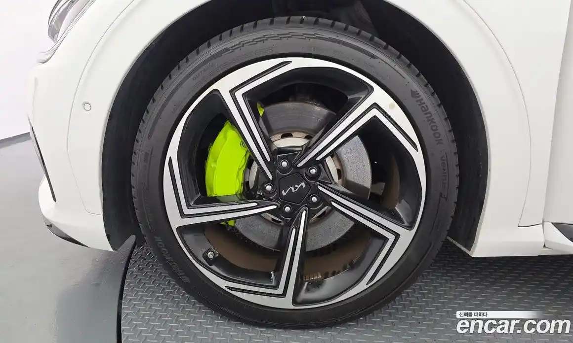 Kia EV6 2023 0.1 Автомат в Москве № 1128809, фото 5