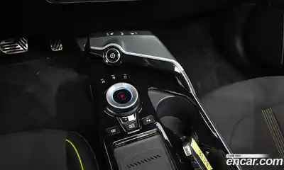 Kia EV6 2023 0.1 Автомат в Москве № 1128809, миниатюра 9