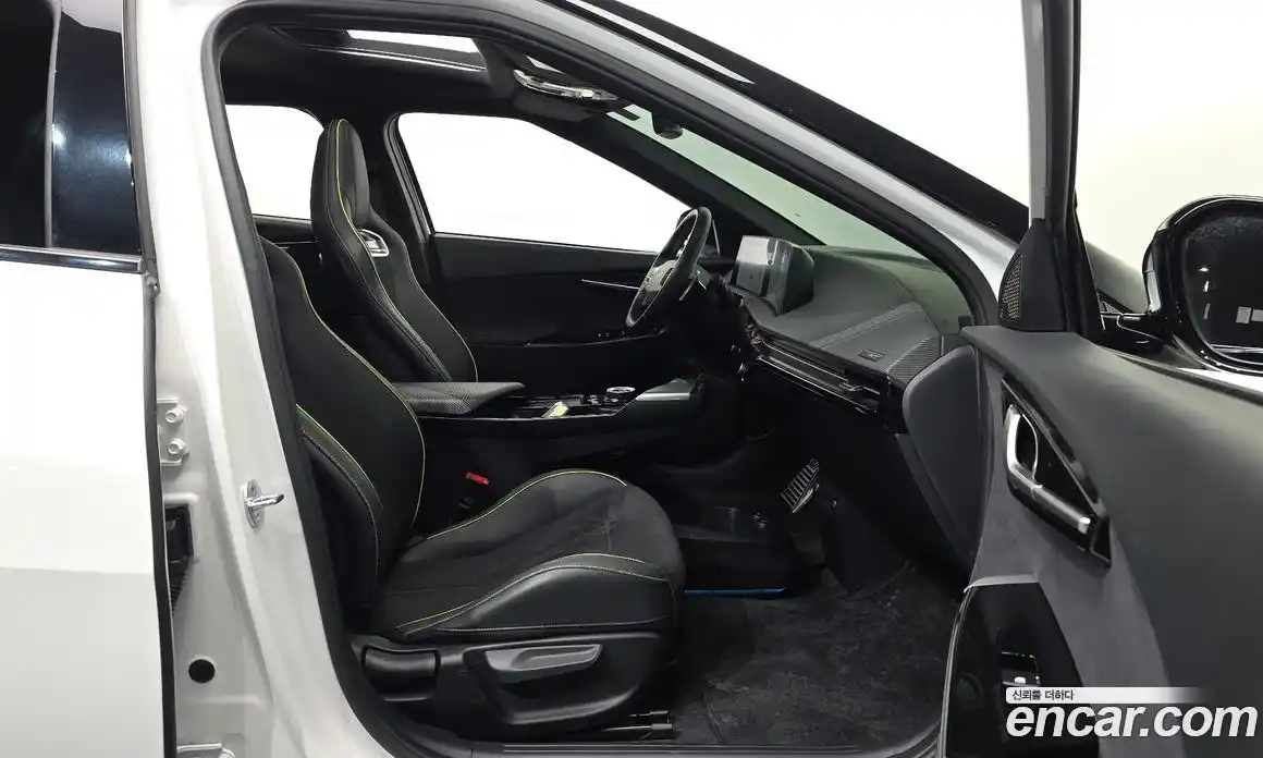 Kia EV6 2023 0.1 Автомат в Москве № 1128809, фото 10