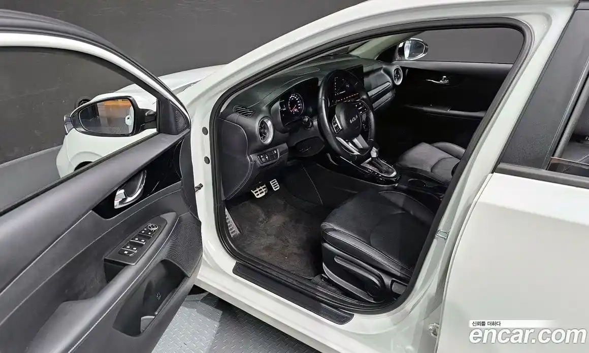 Kia K3 2023 1.6 Автомат в Москве № 1128825, фото 11