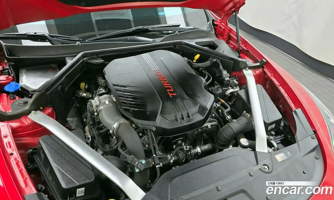 Kia Stinger 2021 3.3 Автомат в Москве № 1128845, фото 6