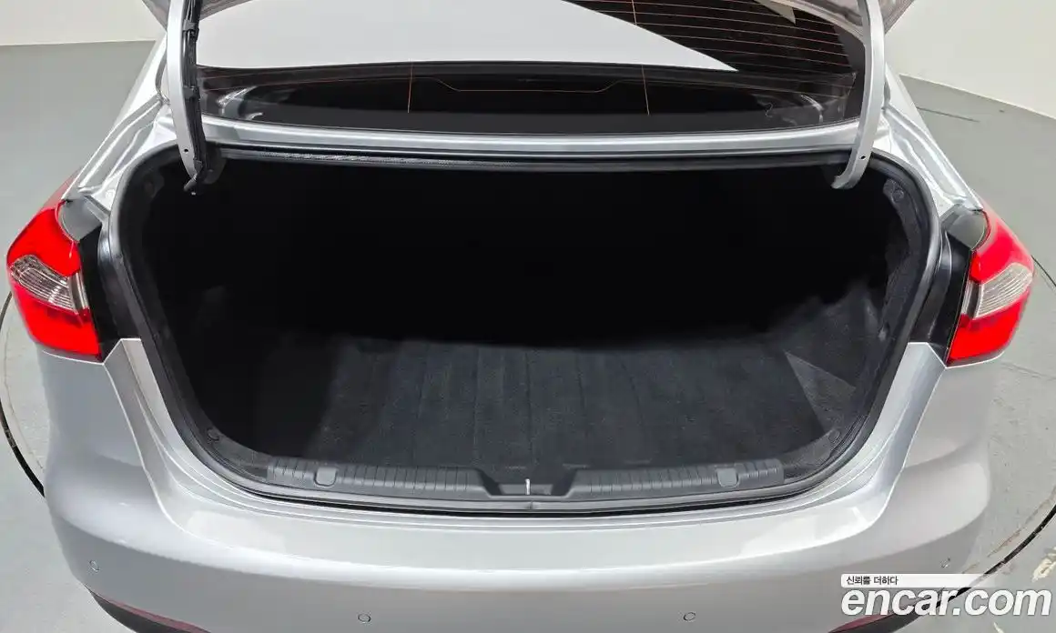 Kia K3 2013 1.6 Автомат в Москве № 1128894, фото 20