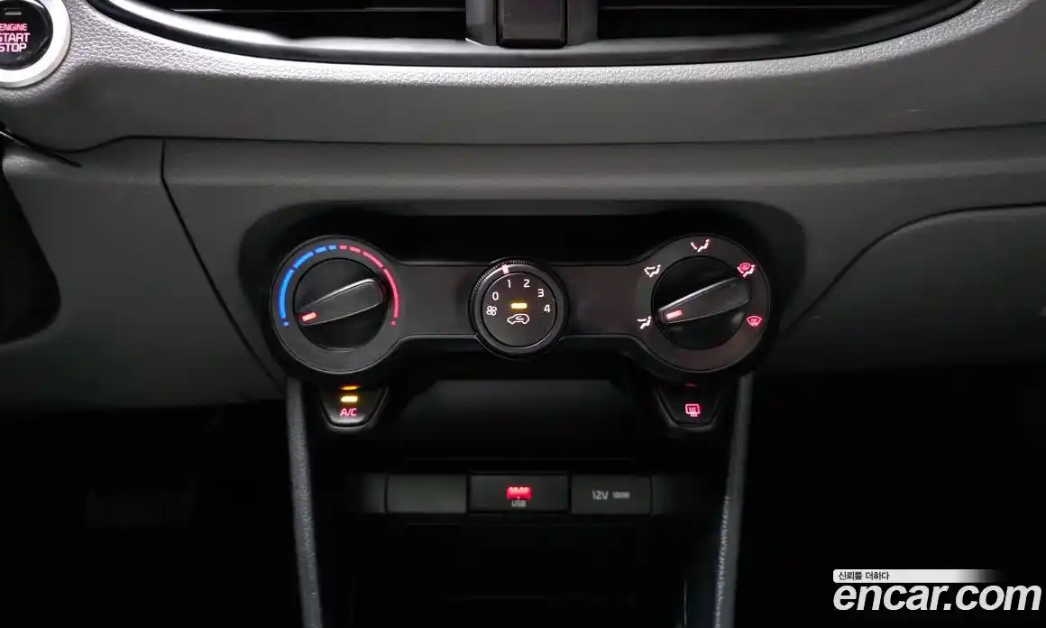 Kia Morning 2020 1.0 Автомат в Москве № 1128915, фото 16