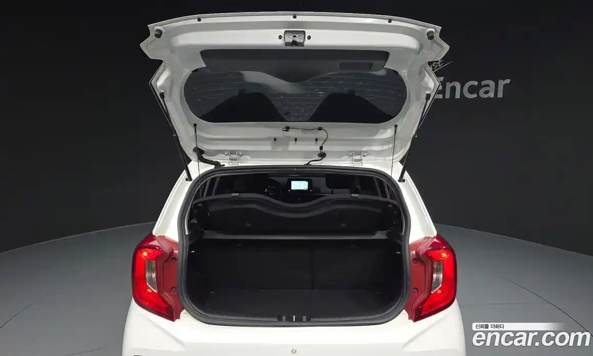 Kia Morning 2020 1.0 Автомат в Москве № 1128915, фото 20