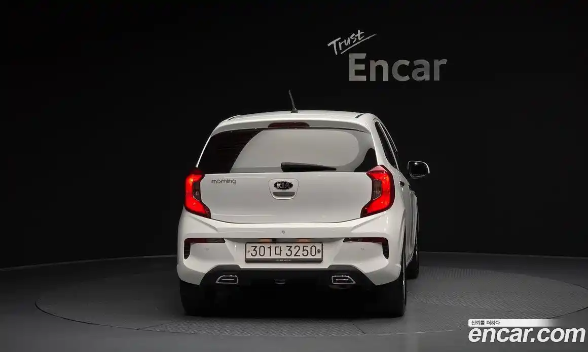 Kia Morning 2020 1.0 Автомат в Москве № 1128915, фото 4