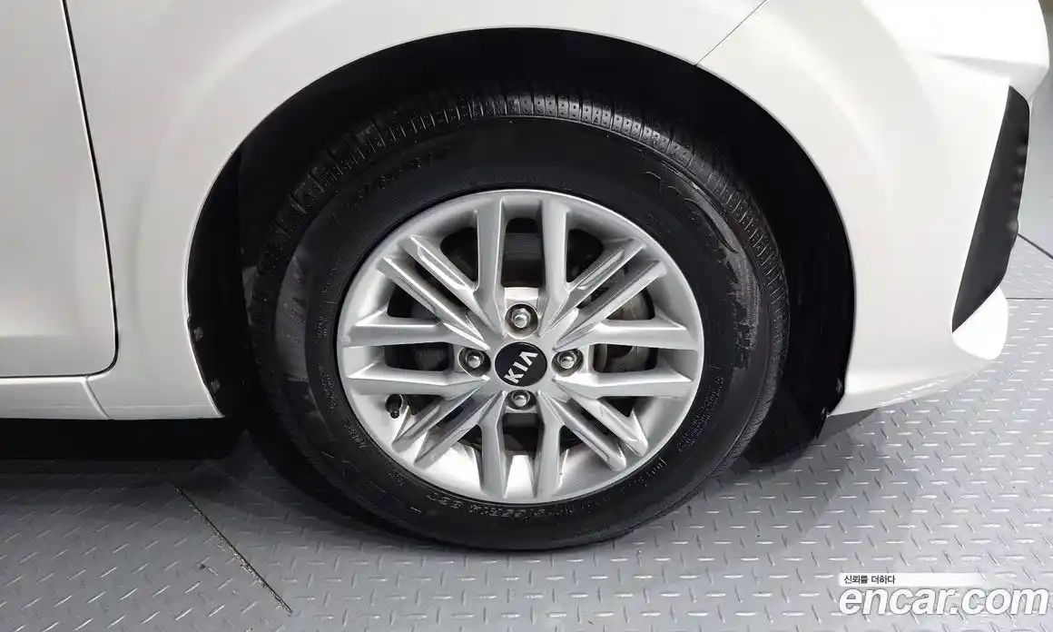 Kia Morning 2020 1.0 Автомат в Москве № 1128915, фото 5