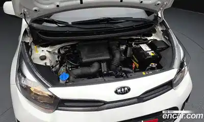 Kia Morning 2020 1.0 Автомат в Москве № 1128915, миниатюра 6