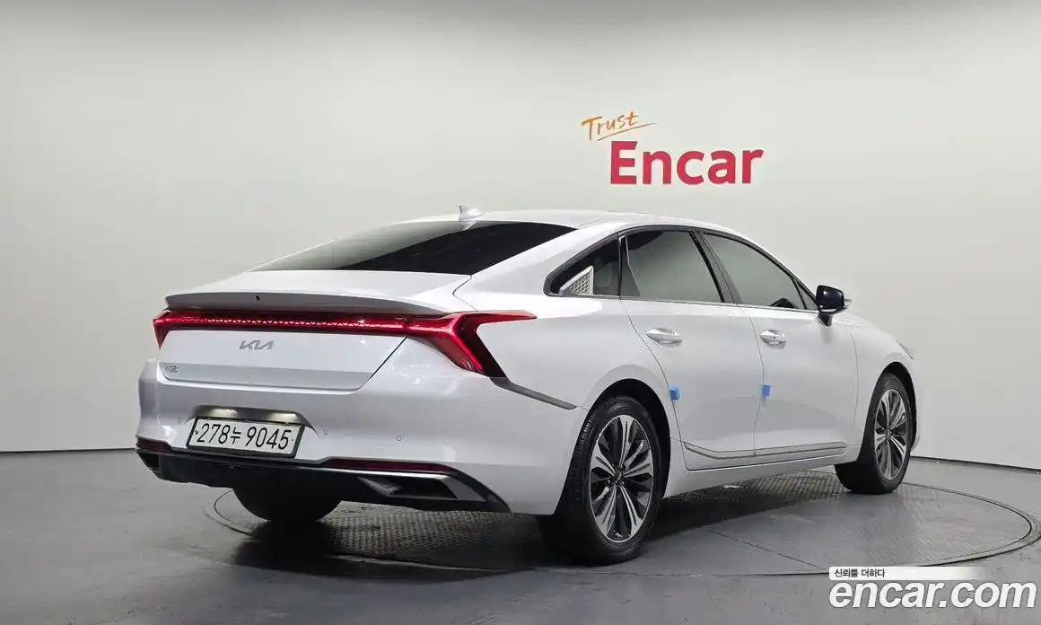 Kia K8 2023 3.5 Автомат в Москве № 1128950, фото 2