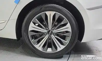 Kia K8 2023 3.5 Автомат в Москве № 1128950, миниатюра 5