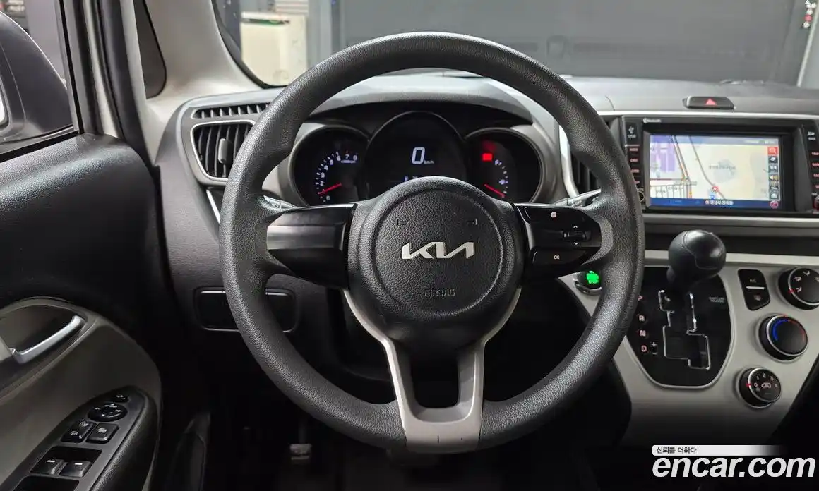 Kia Ray 2022 1.0 Автомат в Москве № 1129054, фото 13