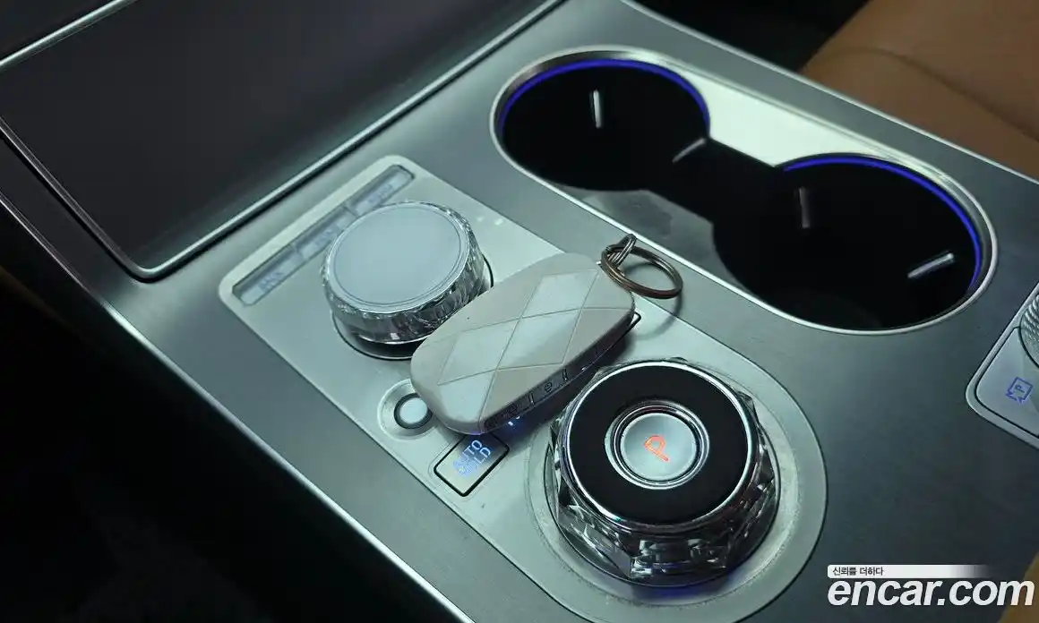 Genesis GV80 2024 2.5 Автомат в Москве № 1129182, фото 9