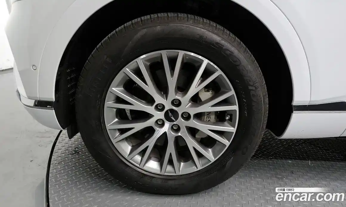 Genesis GV80 2024 2.5 Автомат в Москве № 1129242, фото 5