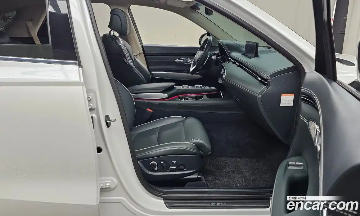 Genesis GV70 2022 0.1 Автомат в Москве № 1129262, фото 11