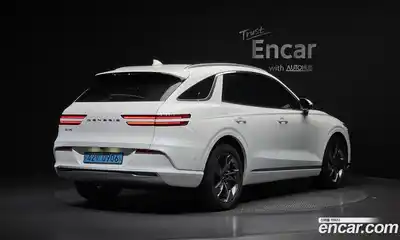 Genesis GV70 2022 0.1 Автомат в Москве № 1129262, миниатюра 2