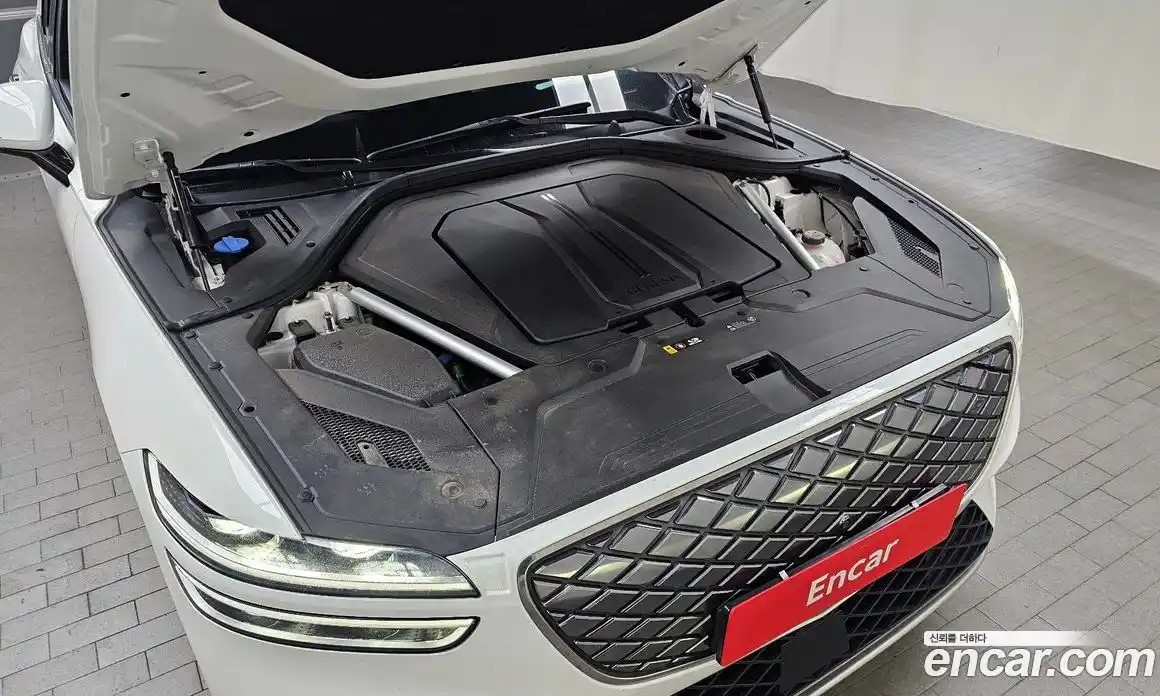 Genesis GV70 2022 0.1 Автомат в Москве № 1129262, фото 6