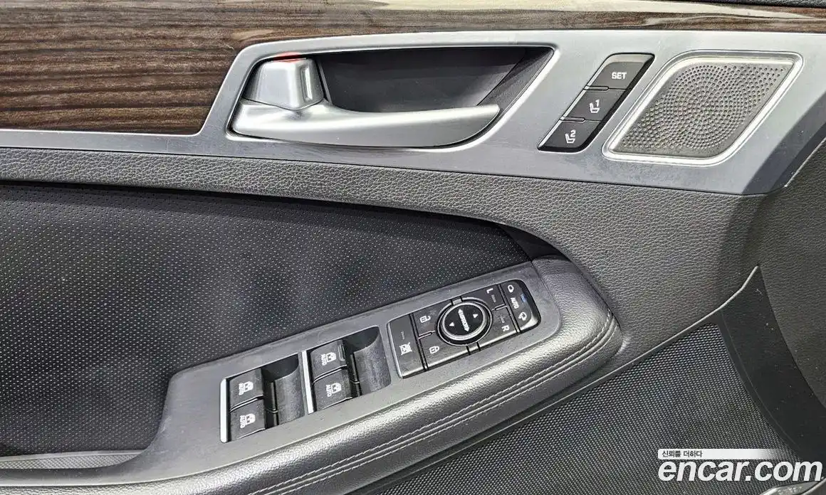 Genesis G80 2017 3.3 Автомат в Москве № 1129303, фото 14