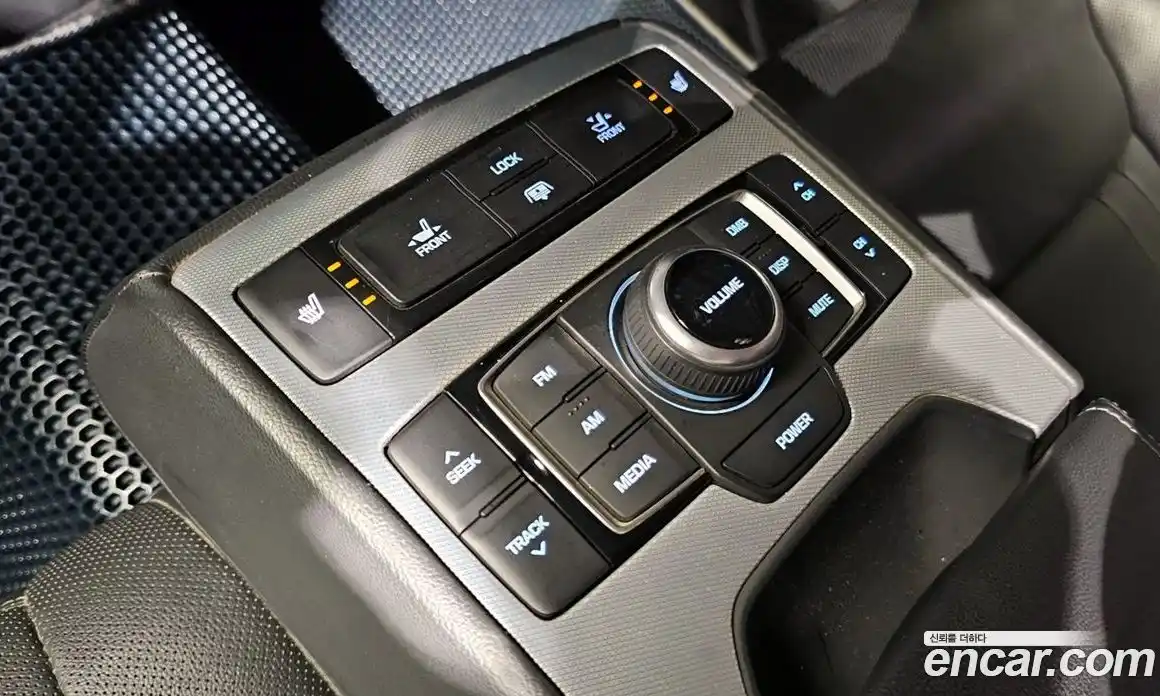 Genesis G80 2017 3.3 Автомат в Москве № 1129303, фото 18