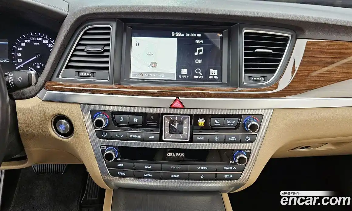 Genesis G80 2019 3.3 Автомат в Москве № 1129357, фото 15