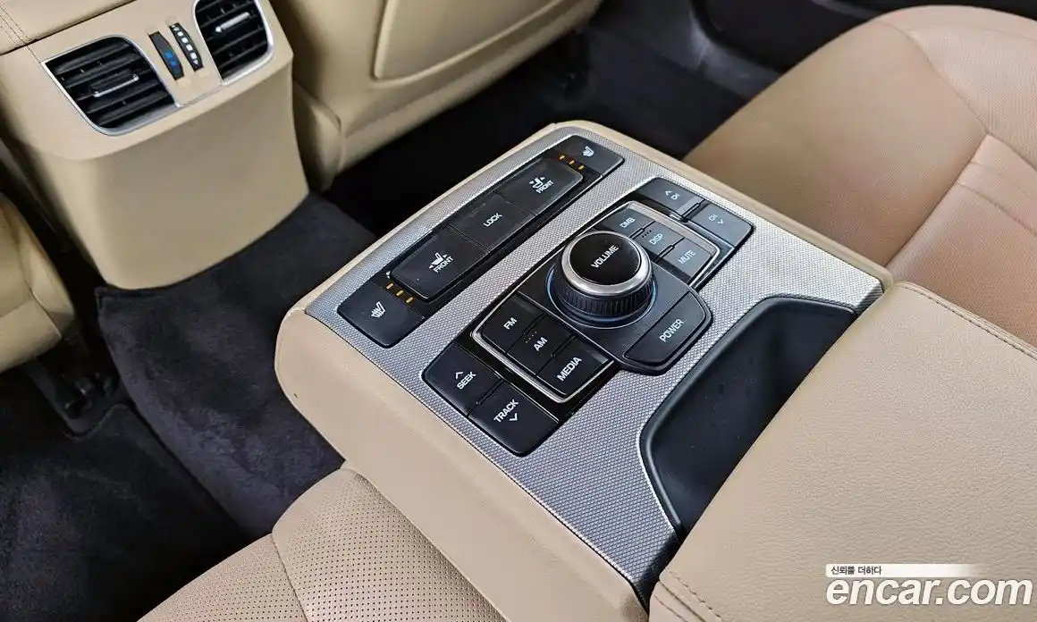 Genesis G80 2019 3.3 Автомат в Москве № 1129357, фото 19