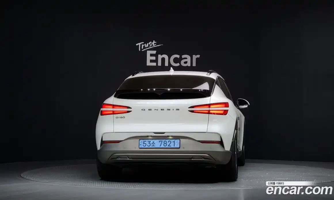 Genesis GV60 2021 0.1 Автомат в Москве № 1129403, фото 4