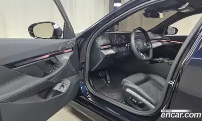 BMW 5-Series 2025 2.0 гидро в Москве № 1129736, миниатюра 10