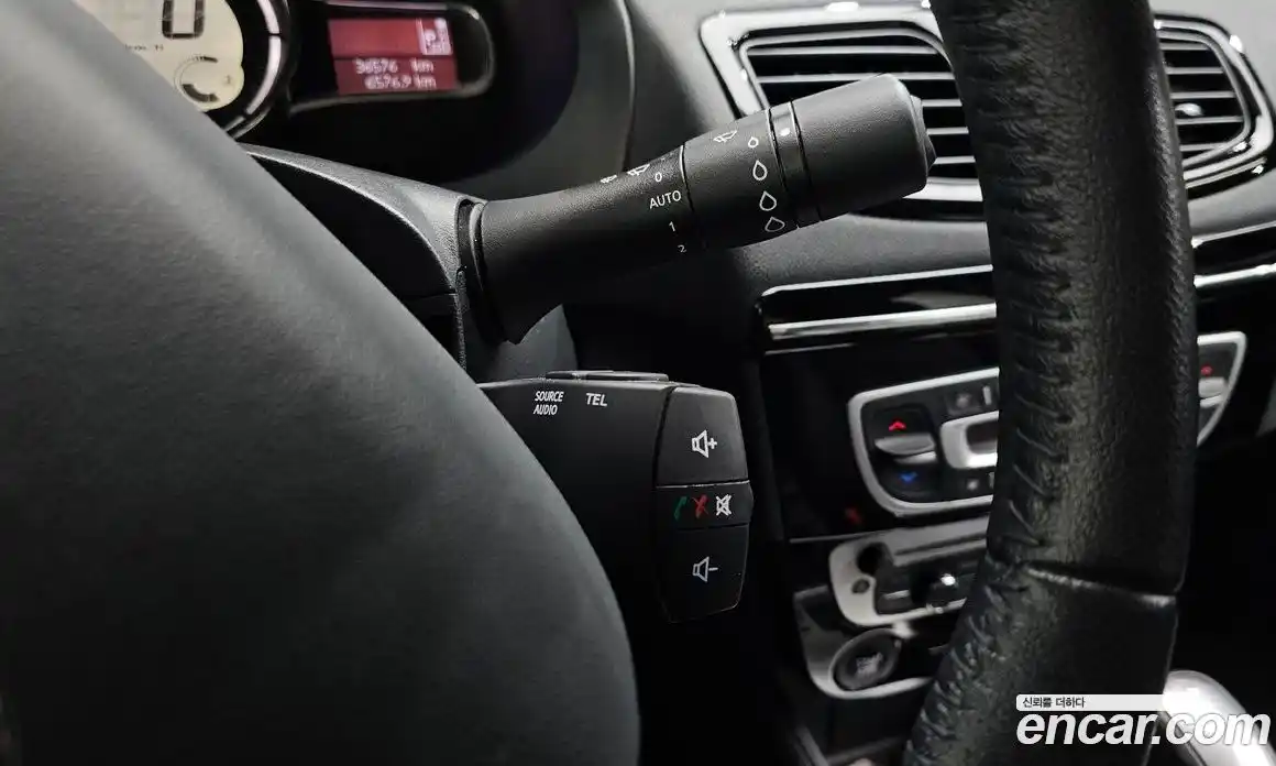 Renault SM3 2016 1.6 гидро в Москве № 1130916, фото 20