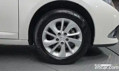 Renault SM3 2014 1.6 гидро в Москве № 1131287, миниатюра 5