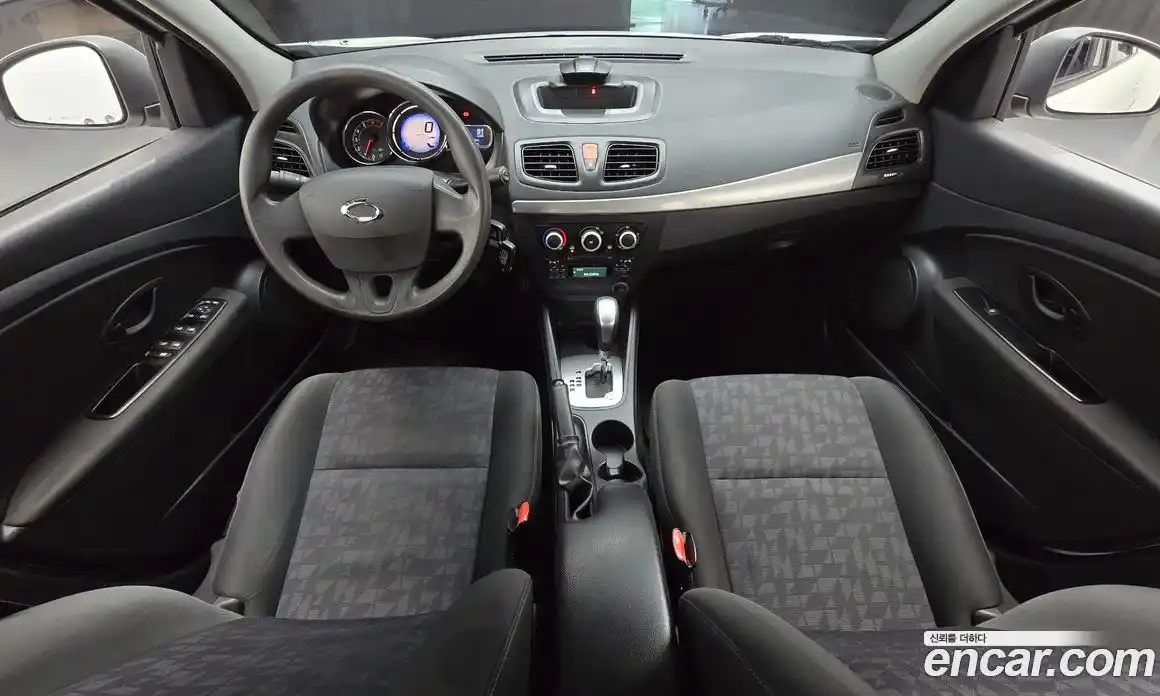 Renault SM3 2014 1.6 гидро в Москве № 1131287, фото 7