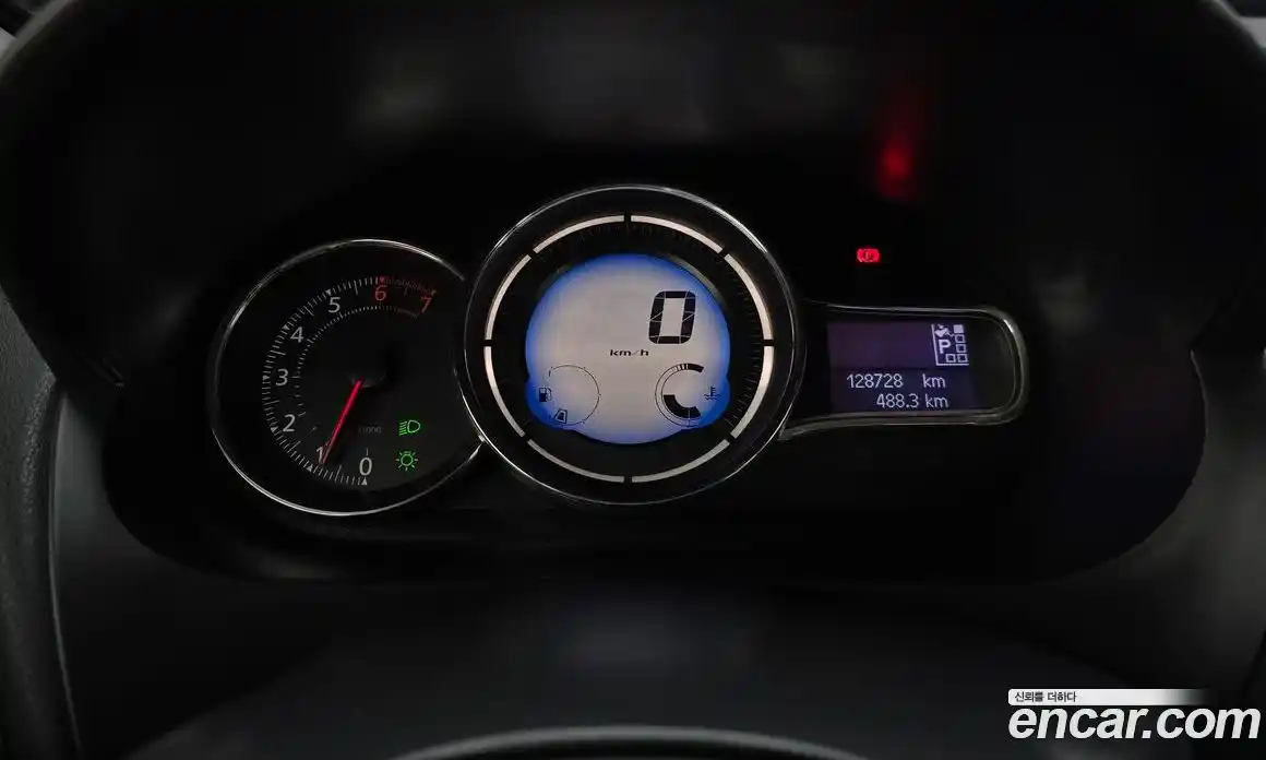 Renault SM3 2014 1.6 гидро в Москве № 1131287, фото 8