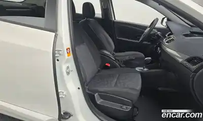 Renault SM3 2014 1.6 гидро в Москве № 1131287, миниатюра 10