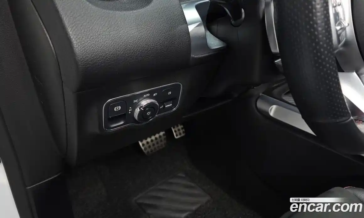 Mercedes-Benz GLB-Class 2020 2.0 гидро в Москве № 1131798, фото 14