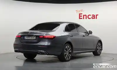 Mercedes-Benz E-Class 2021 2.0 гидро в Москве № 1131806, миниатюра 2
